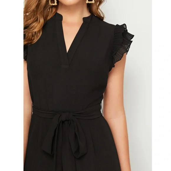 Black Elegant Belted Jumpsuit V-Neck Cap Short Sleeve - Picture 4 of 8